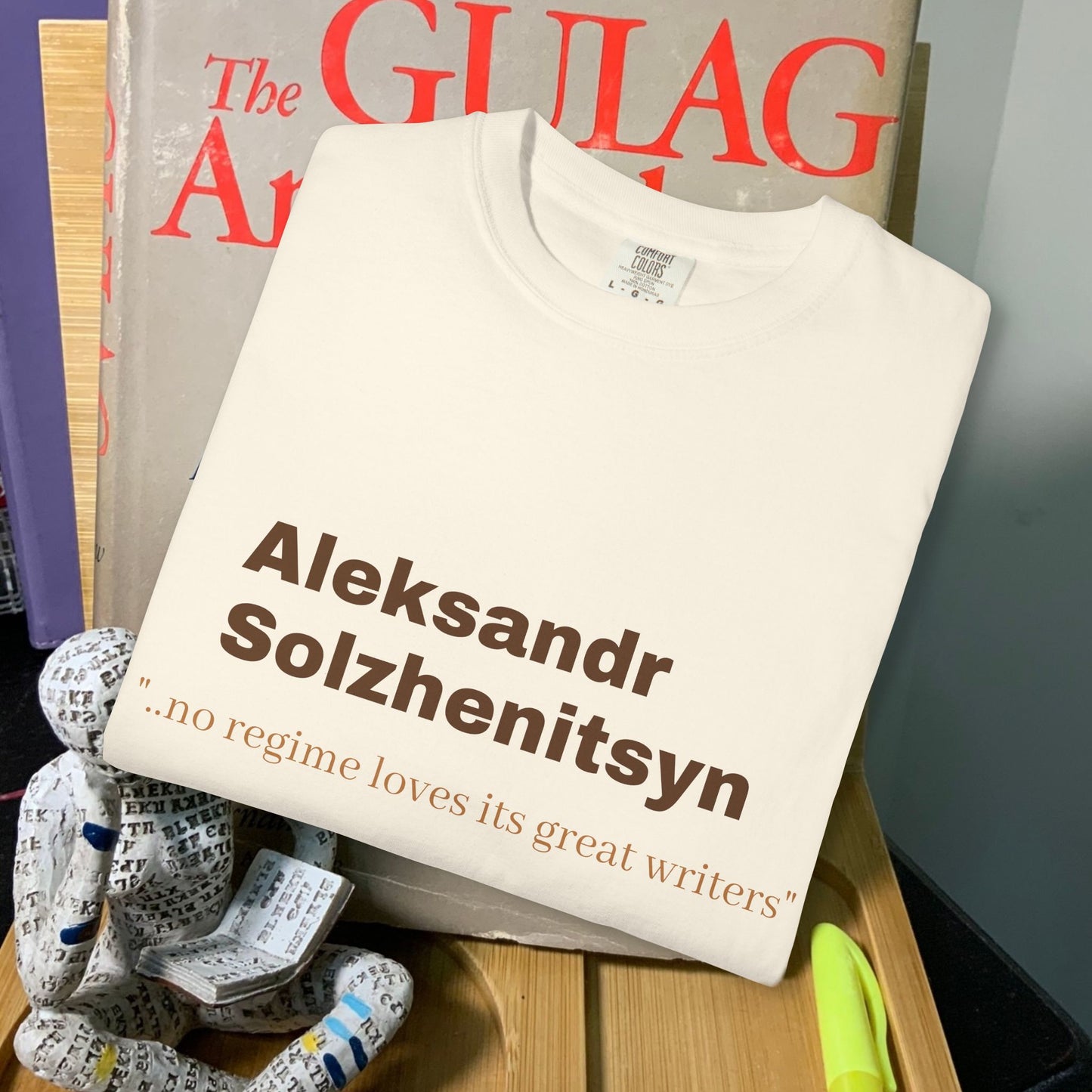 Aleksandr Solzhenitsyn '..no regime loves great writers."
