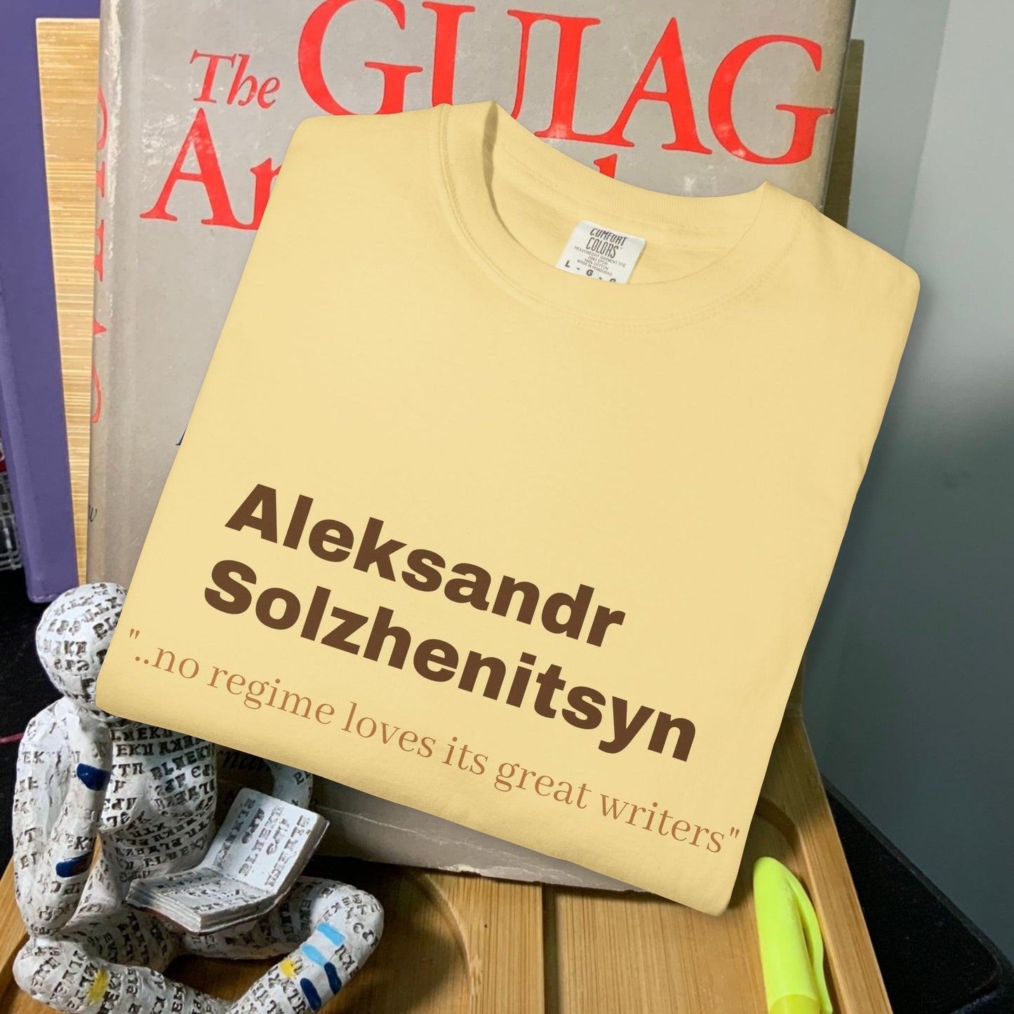 Aleksandr Solzhenitsyn '..no regime loves great writers."