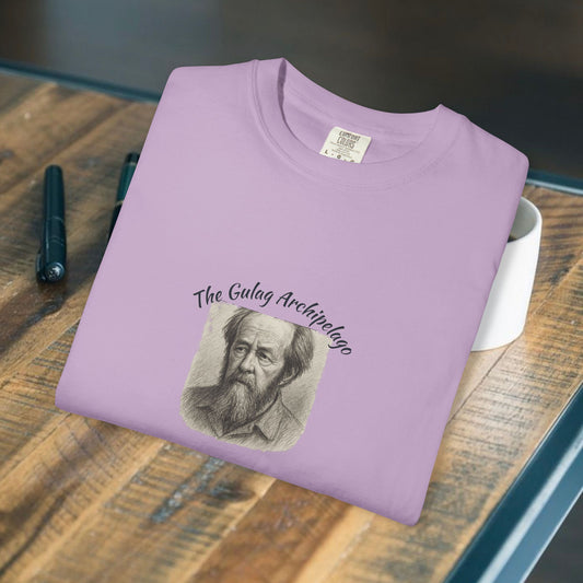 T-Shirt with image of Aleksandr Solzhenitsyn and words Gulag Archipelago on the front.